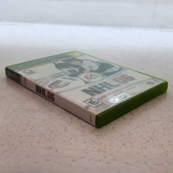 NHL 2006 for XBox - Picture 4 of 4